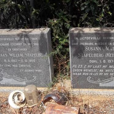 STAPELBERG Nicolaas Willem 1883-1955 &amp; Susanna Maria MEINTJES -1971