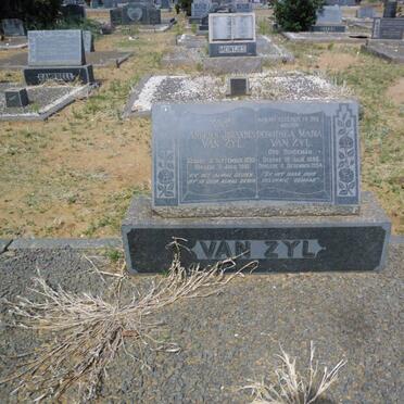 ZYL Andries Johannes, van 1890-1961 &amp; Dorothea Maria SCHOEMAN 1890-1954