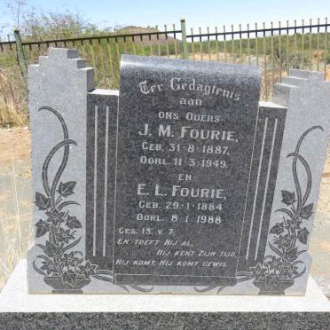 FOURIE J.M. 1887-1949 &amp; E.L. 1884-1988