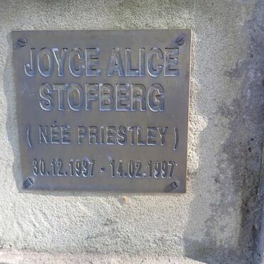 STOFBERG Joyce Alice nee PRIESTLY 1937-1997