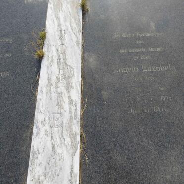 FOURIE Barend Jacobus 1904-1988 & Engela Elizabeth ? 191?-1994 _2