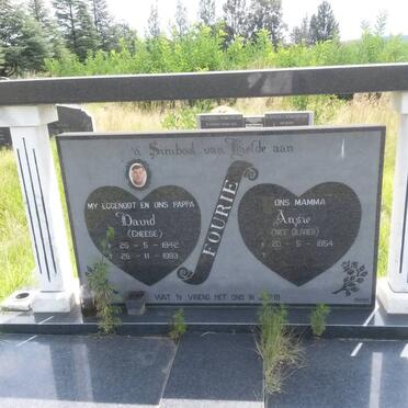 FOURIE David 1942-1993 &amp; Ansie OLIVIER 1954-