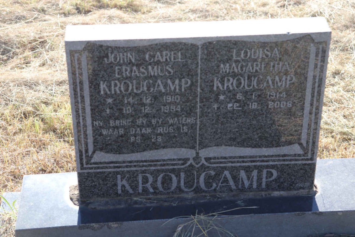 KROUCAMP John Carel Erasmus 1910-1994 & Louisa Margaretha 1914-2006