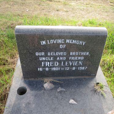 LEVIEN Fred 1901-1987