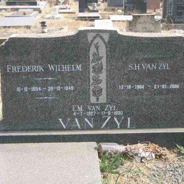 ZYL Frederik Wilhelm, van 1894-1949 &amp; S.H. 1904-2000 :: VAN ZYL E.M. 1927-1930