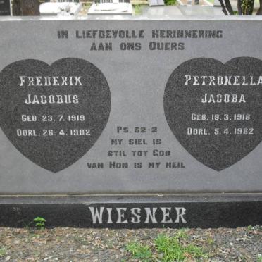 WIESNER Frederik Jacobus 1919-1982 &amp; Petronella Jacoba 1918-1982