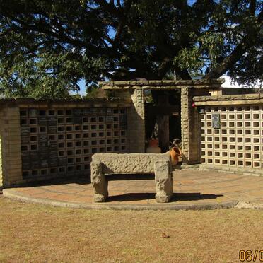 4. Oorsig / Overview