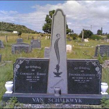 SCHALKWYK Cornelius Tobias, van 1881-1974  &amp; Frederika Elizabeth V.D. MERWE 1888-1969 _1