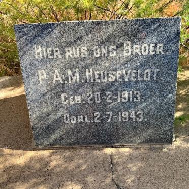 HEUSEVELDT P.A.M. 1913-1943