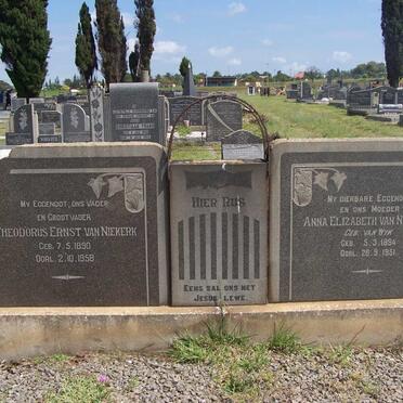 NIEKERK Theodorus Ernst, van 1890-1958 &amp; Anna Elizabeth van WYK 1894-1951