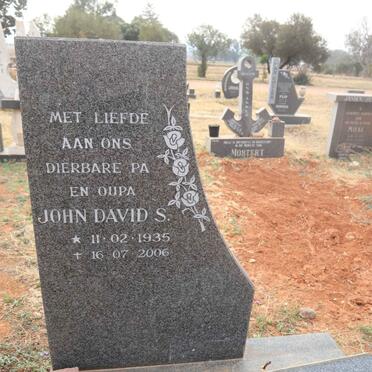 ? John David S. 1935-2006