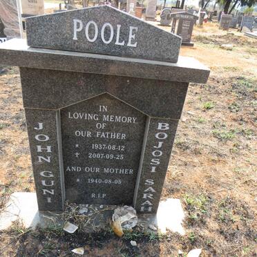 POOLE John Guni 1937-2007 & Bojosi Sarah 1940-