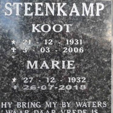 STEENKAMP Koot 1931-2006 &amp; Marie 1932-2018