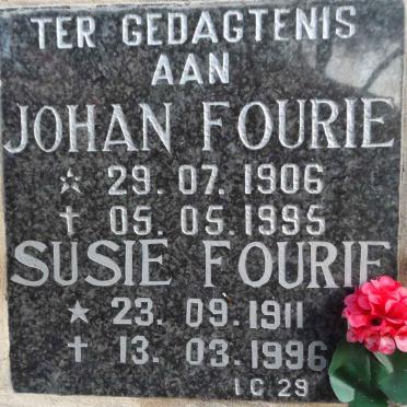 FOURIE Johan 1906-1995 &amp; Susie 1911-1996