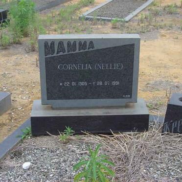 KEEVÉ Cornelia 1905-1991