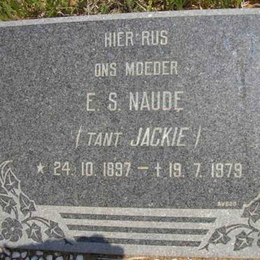 NAUDE E.S. 1897-1979