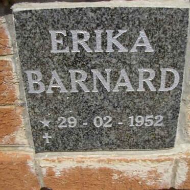BARNARD Erika 1952-