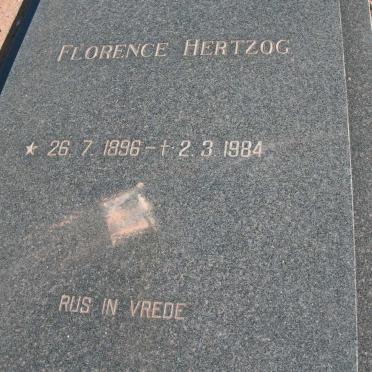 HERTZOG Florence 1896-1984