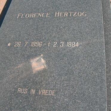HERTZOG Florence 1896-1984