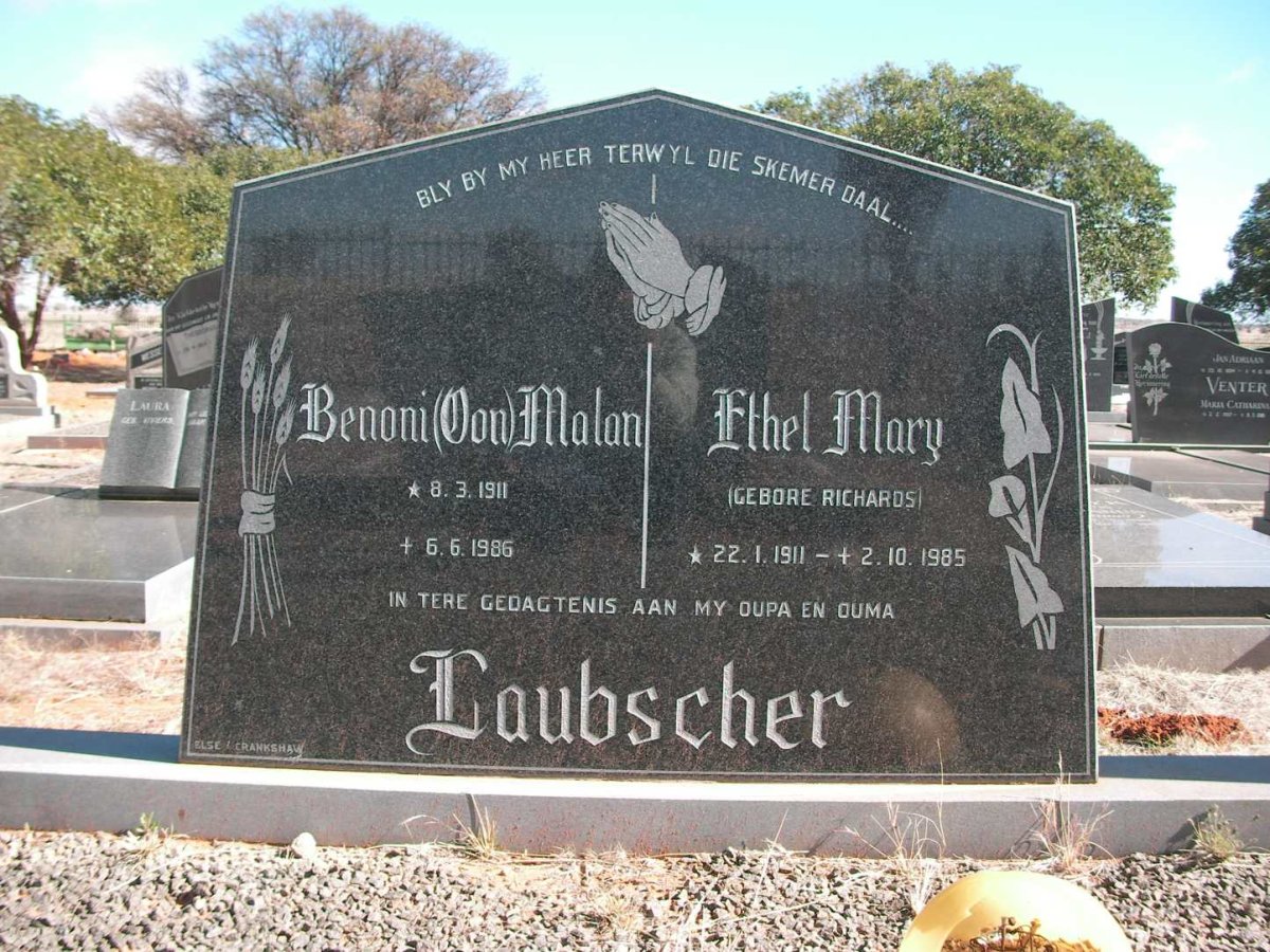 LAUBSCHER Benoni Malan 1911-1986 &amp; Ethel Mary RICHARDS 1911-1985