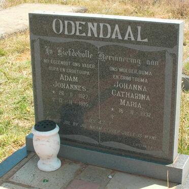 ODENDAAL Adam Johannes 1927-1995 &amp; Johanna Catharina Maria 1932-