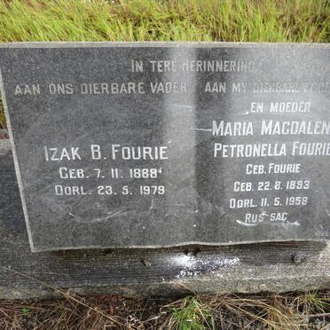 FOURIE Izak B. 1888-1979 &amp; Maria Magdalena Petronella FOURIE 1893-1958