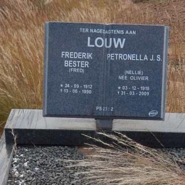 LOUW Frederik Bester 1912-1990 &amp; Petronella J.S. OLIVIER 1918-2009