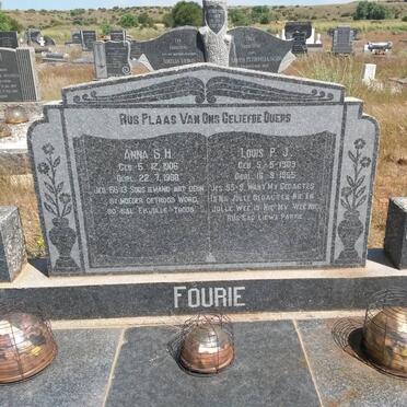 FOURIE Louis P.J. 1909-1955 &amp; Anna S.H. 1906-1988