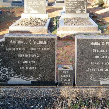 VILJOEN Marthinus C. 1886-1957 &amp; Maria G. 1892-1974