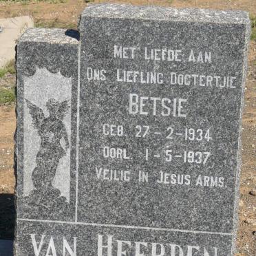 HEERDEN Betsie, van 1934-1937