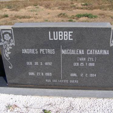 LUBBE Andries Petrus 1892-1969 &amp; Magdalena Catharina VAN ZYL 1908-1984