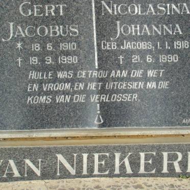 N - Vanne :: Surnames - N