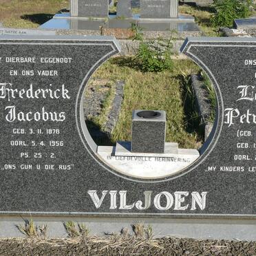 VILJOEN Frederick Jacobus 1878-1956 &amp; Louisa Petronella V.D. LINDE 1893-1982