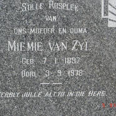 ZYL Miemie, van 1897-1978