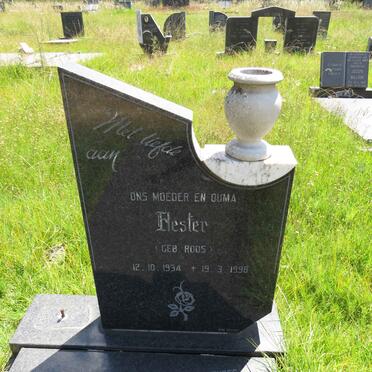 ? Hester nee ROOS 1934-1998