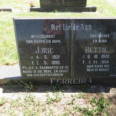 FERREIRA Jurie 1921-1995 & Bettie 1920-2006