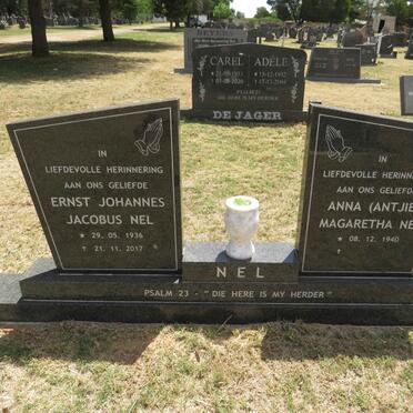 NEL Ernst Johannes Jacobus 1936-2017 & Anna Magaretha 1940-