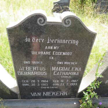 NIEKERK Albertus Bernardus, van 1904-1965 & Magdalena Catharina CRONJE 1907-1993