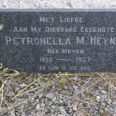 HEYNS Petronella M. nee MEYER 1892-1937