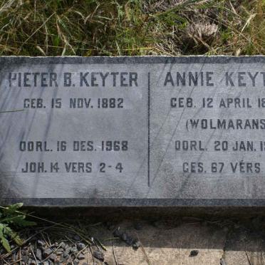 KEYTER Pieter B. 1882-1968 &amp; Annie WOLMARANS -1946