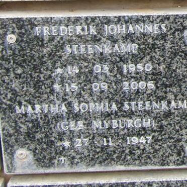 STEENKAMP Frederik Johannes 1950-2006 &amp; Martha Sophia MYBURGH 1947-