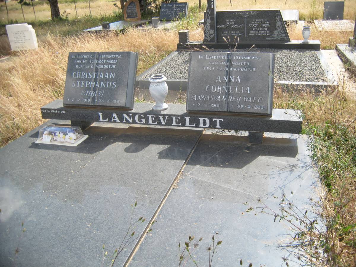 LANGEVELDT Christiaan Stephanus 1919-1995 &amp; Anna Cornelia van der WALT 1919-2001