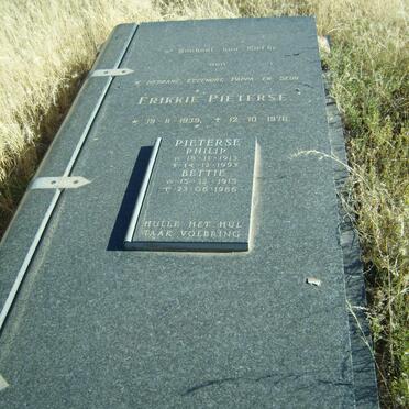 PIETERSE Philip 1913-1993 &amp; Bettie 1915-1986 :: PIETERSE Frikkie 1939-1978