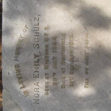 SCHULZ Nora Emily 1894-1918