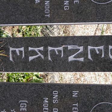 BENEKE Johan 1937-1987 &amp; Nelie GELDENHUYS 1925-