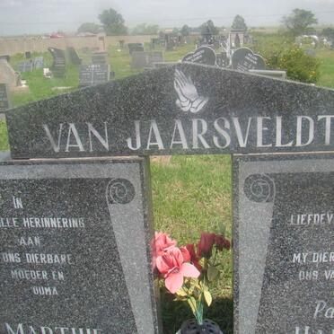 JAARSVELDT Harry, van 1930-1999 &amp; Marthie 1931- 