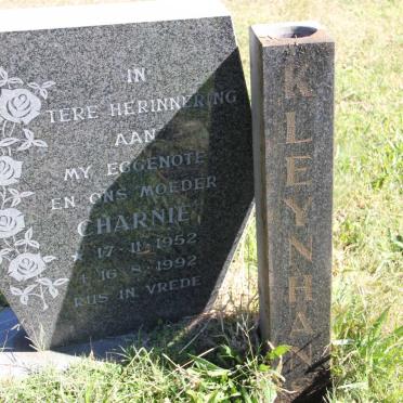 KLEYNHANS Charnie 1952-1992