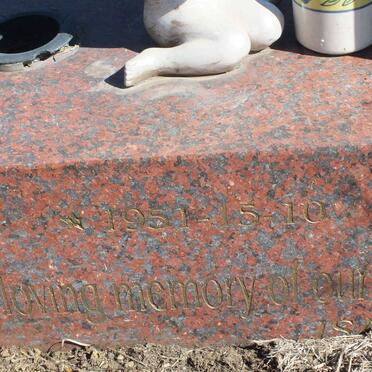 KRUGER Dorothy Yvonne 1951-2003