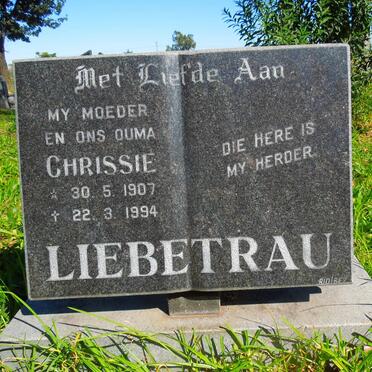 LIEBETRAU Chrissie 1907-1994