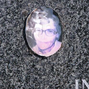 MOLLENTZE Theodorus Bernardus 1936- &amp; Hester Maria 1939-2003